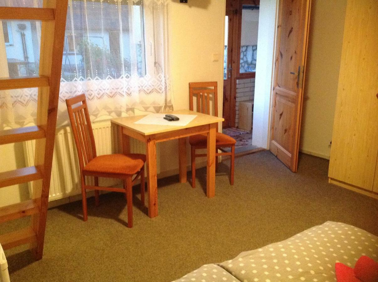 Privat Monika Apartment Stara Lesna Luaran gambar